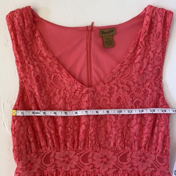 Wrangler Pink/Coral Lace Summer Mid Length Dress - Picture 7 of 9